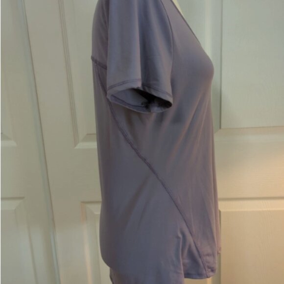90 Degree By Reflex Lilac Short Sleeve Pullover Top, Size M, NWT - Picture 4 of 6